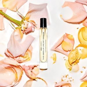 THIS SMELLS LIKE MY ORGASM OIL ROLLERBALL